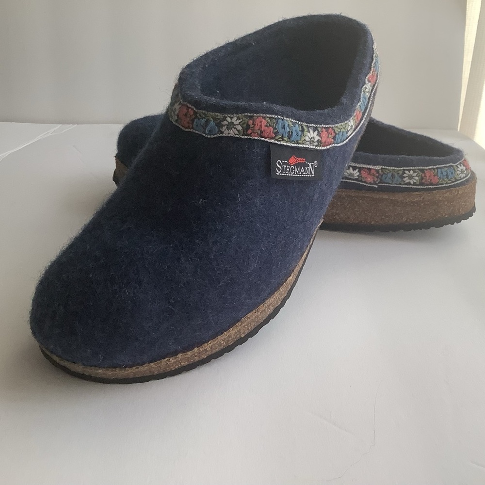 Stegmann Womens Woolfelt Clogs Flex Sole Navy Blue, EUC Size 8-1/2 US, ~38.5 UK